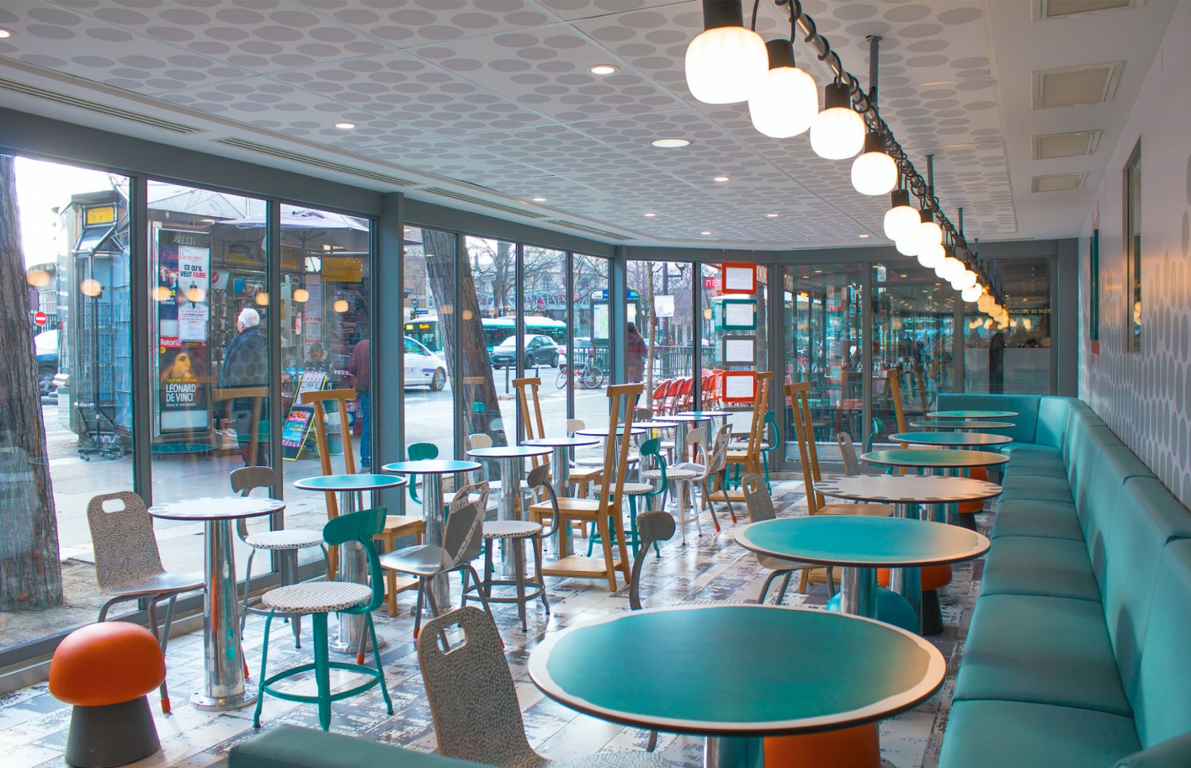 Paola Navone chooses the Kiki lamp for the restyling of McDo in Paris!